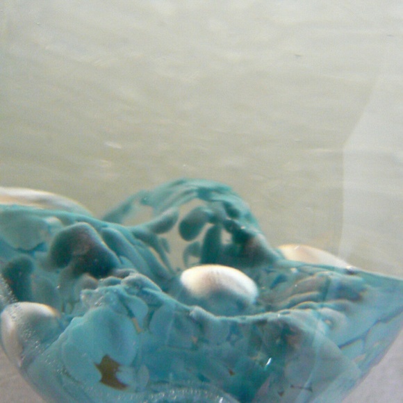 Vintage Norleans Japan Controlled Bubble Paperweight Light Blue Egg with Sticker - Picture 5 of 5